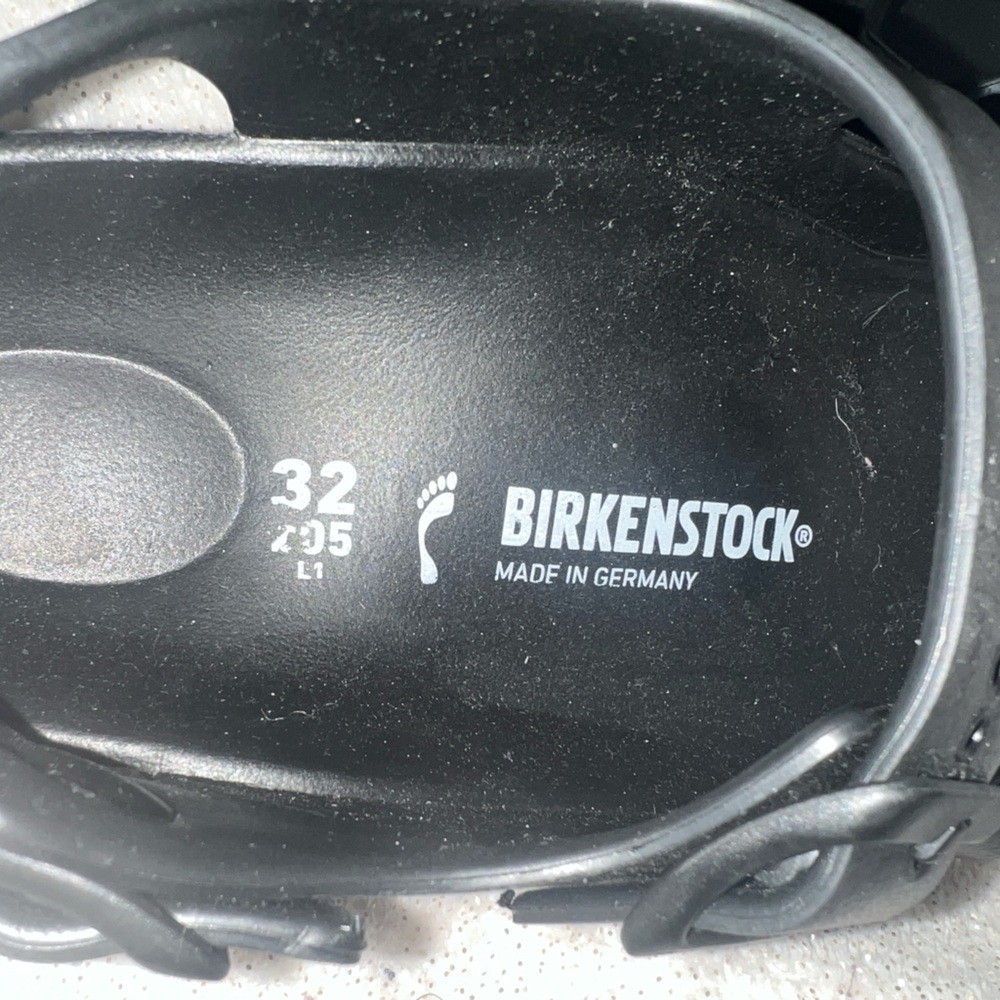 Birkenstock Kid’s Milano Essentials Sandals | Black | - Picture 5 of 6